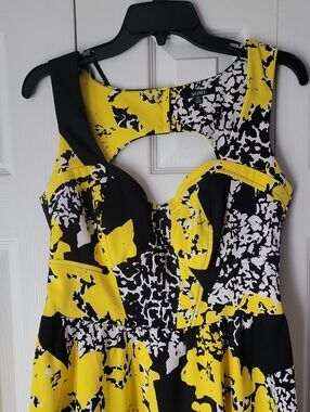 XOXO Yellow Black White Floral Dress Size 11/12